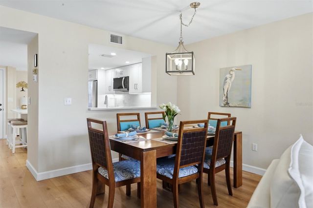 9320 CLUBSIDE CIRCLE 2209, Sarasota, FL 34238