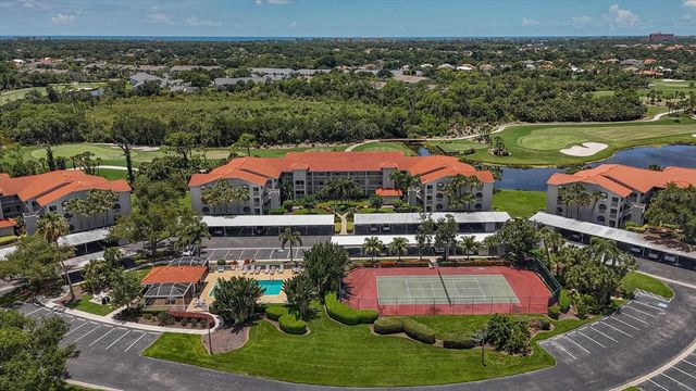 9320 CLUBSIDE CIRCLE 2209, Sarasota, FL 34238