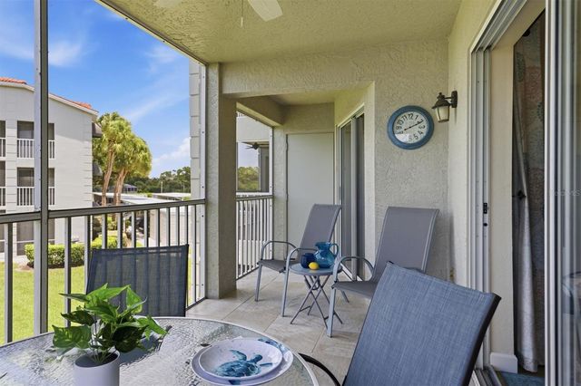 9320 CLUBSIDE CIRCLE 2209, Sarasota, FL 34238