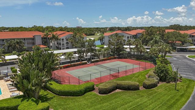 9320 CLUBSIDE CIRCLE 2209, Sarasota, FL 34238