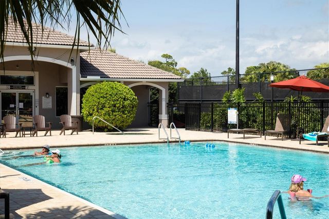 9320 CLUBSIDE CIRCLE 2209, Sarasota, FL 34238