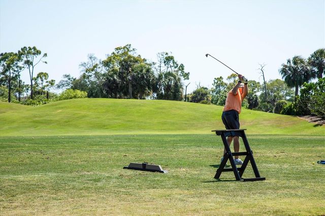 9320 CLUBSIDE CIRCLE 2209, Sarasota, FL 34238