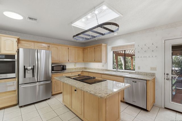 27003 Rocky Hollow, San Antonio, TX 78258