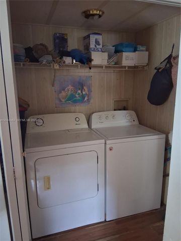 5030 SW 30th Ave, Dania Beach, FL 33312