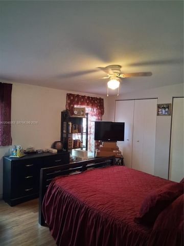 5030 SW 30th Ave, Dania Beach, FL 33312