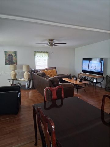 5030 SW 30th Ave, Dania Beach, FL 33312