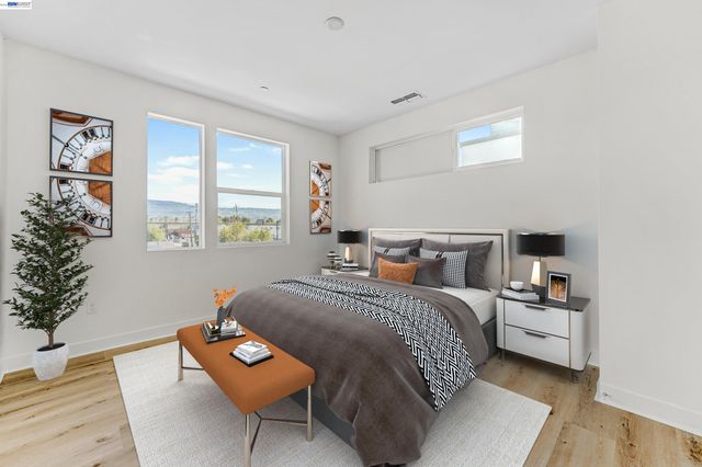 3933 Wattling St, Oakland, CA 94601