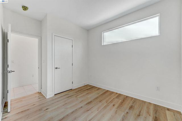 3933 Wattling St, Oakland, CA 94601