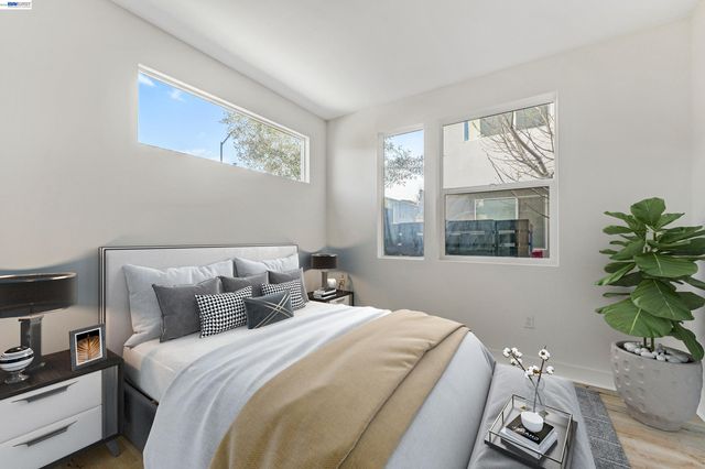 3933 Wattling St, Oakland, CA 94601