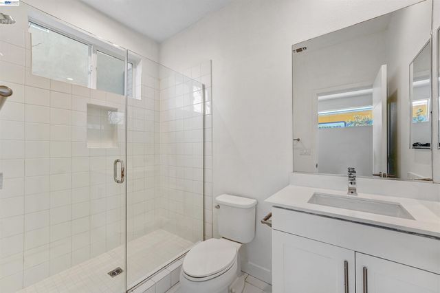 3933 Wattling St, Oakland, CA 94601