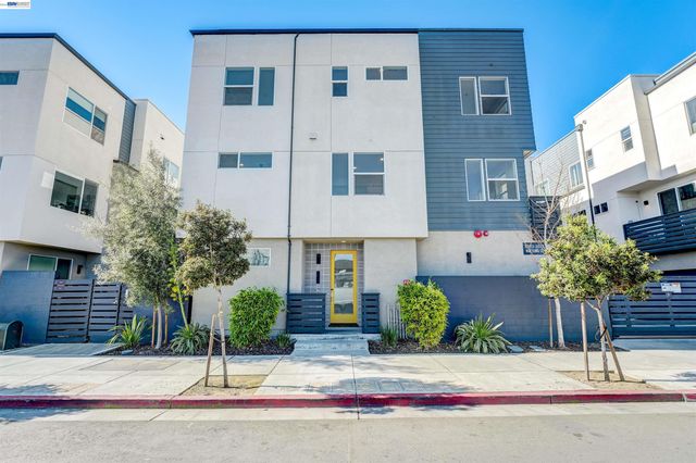 3933 Wattling St, Oakland, CA 94601