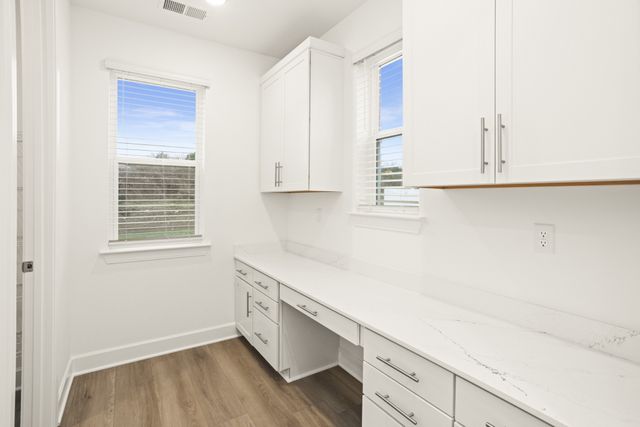 123 East Hill Street, Mount Juliet, TN 37122