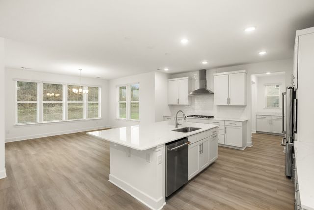 123 East Hill Street, Mount Juliet, TN 37122