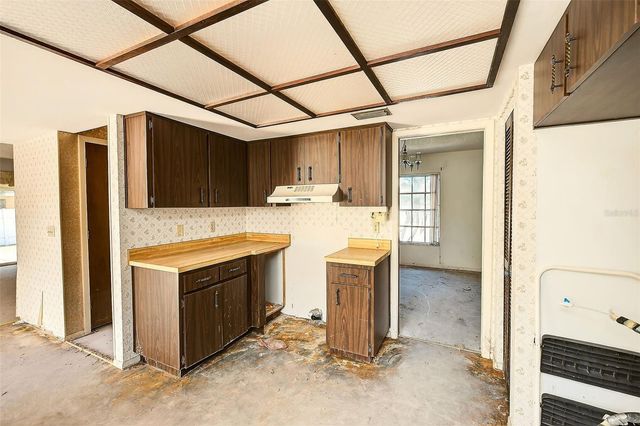 205 GULF BOULEVARD, Belleair Beach, FL 33786