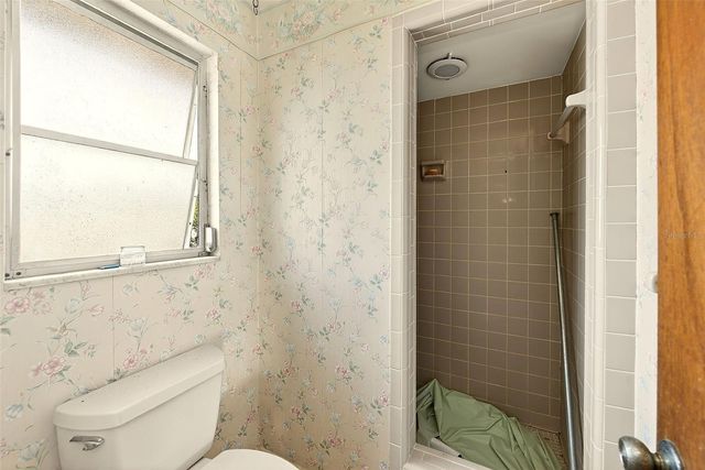 205 GULF BOULEVARD, Belleair Beach, FL 33786