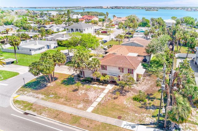 205 GULF BOULEVARD, Belleair Beach, FL 33786