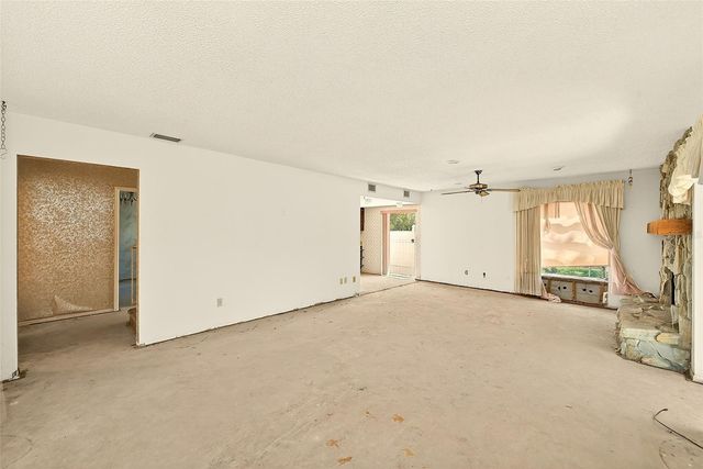 205 GULF BOULEVARD, Belleair Beach, FL 33786