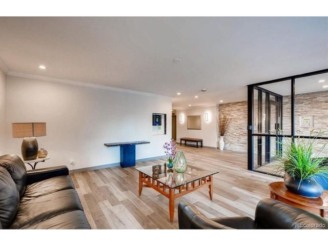 1200 Vine St 2F, Denver, CO 80206