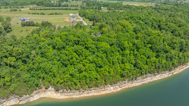 56 East Golden Island, Nancy, KY 42544