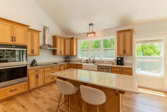 56 East Golden Island, Nancy, KY 42544