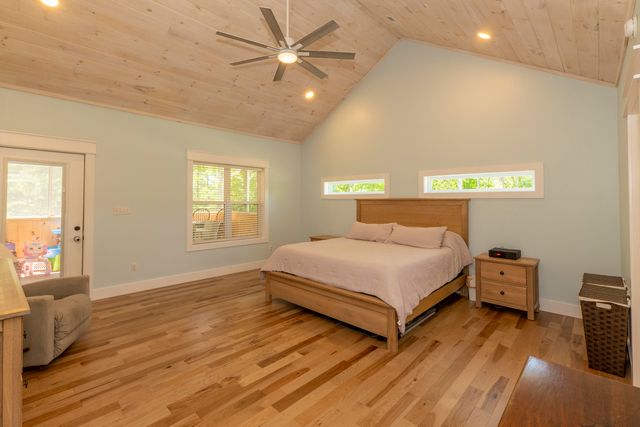 56 East Golden Island, Nancy, KY 42544