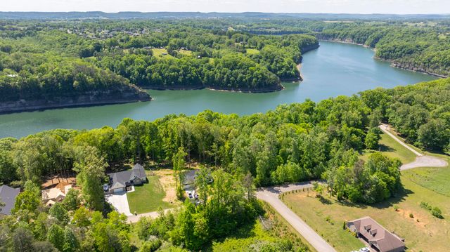 56 East Golden Island, Nancy, KY 42544