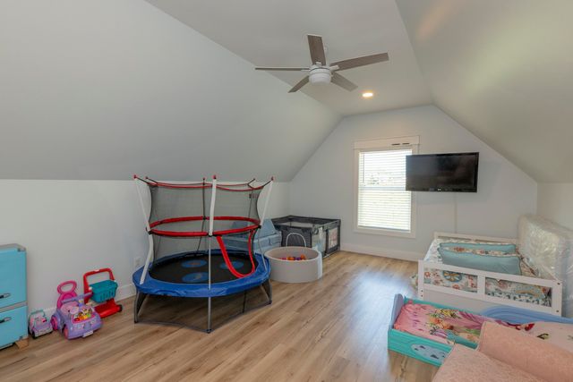 56 East Golden Island, Nancy, KY 42544