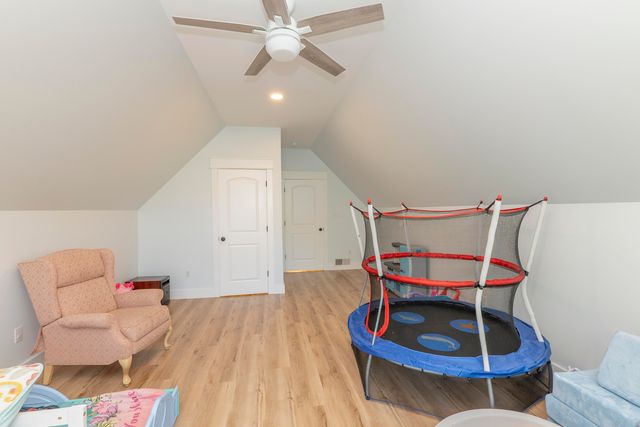 56 East Golden Island, Nancy, KY 42544