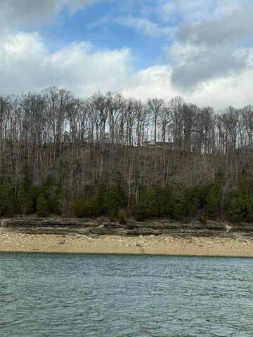 56 East Golden Island, Nancy, KY 42544