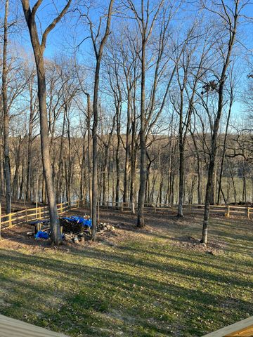 56 East Golden Island, Nancy, KY 42544