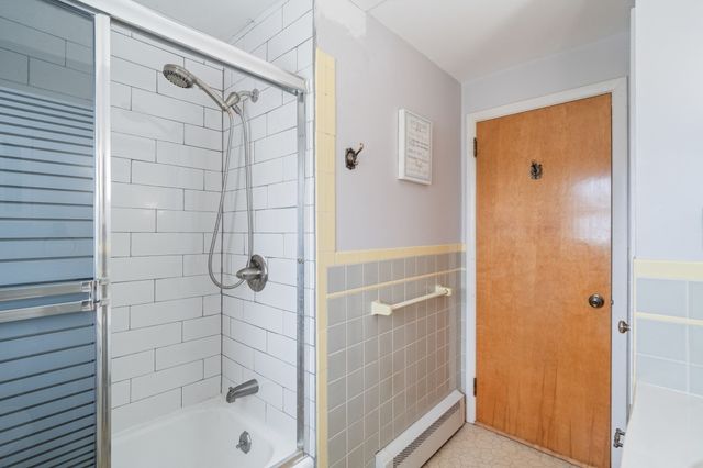 389 Abbott St, Springfield, MA 01118