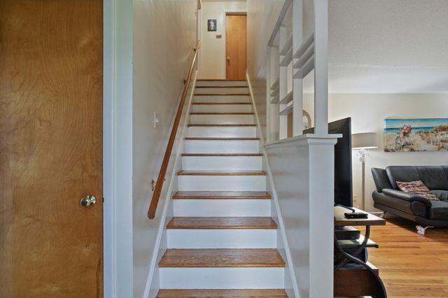 389 Abbott St, Springfield, MA 01118