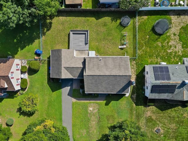 389 Abbott St, Springfield, MA 01118