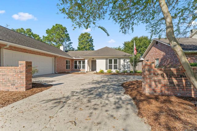 6020 Belle Grove Dr, Baton Rouge, LA 70820