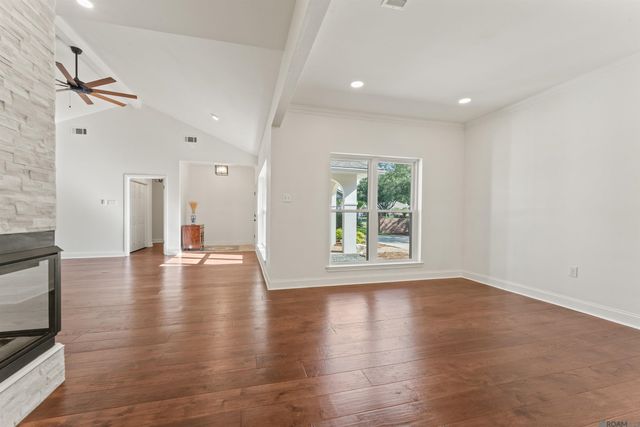 6020 Belle Grove Dr, Baton Rouge, LA 70820
