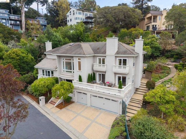 6036 Mazuela Dr, Oakland, CA 94611
