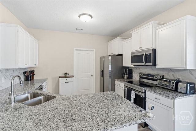 43 Serene Court NE, Ludowici, GA 31316