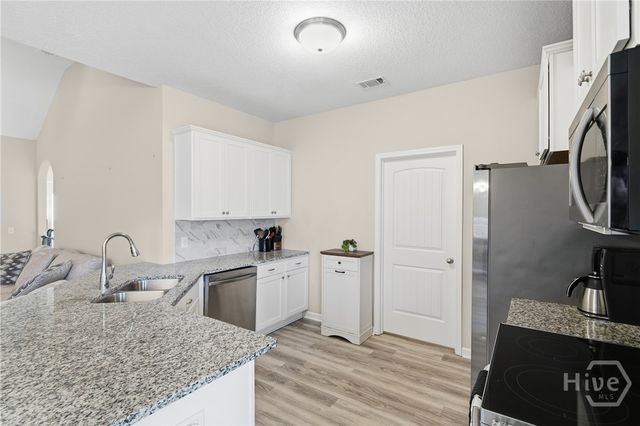 43 Serene Court NE, Ludowici, GA 31316