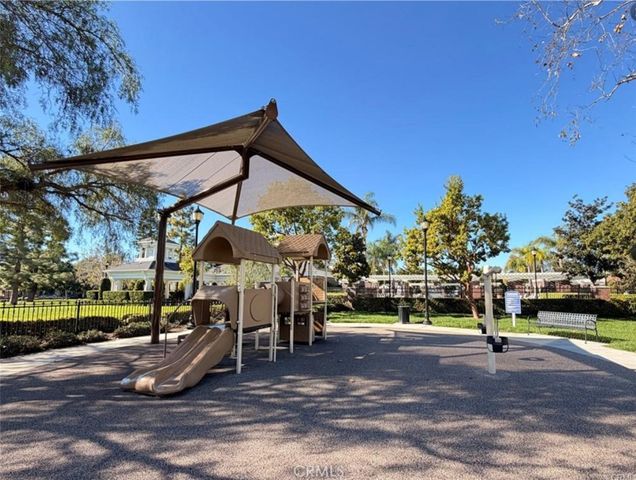 1413 Manchester Way, Tustin, CA 92782