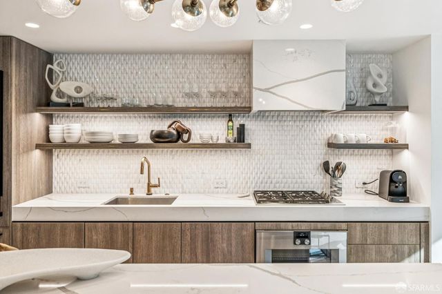 338 Main Street 3G, San Francisco, CA 94105