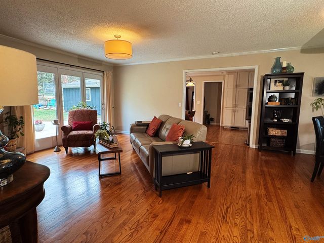 1905 Wyeth Drive, Guntersville, AL 35976