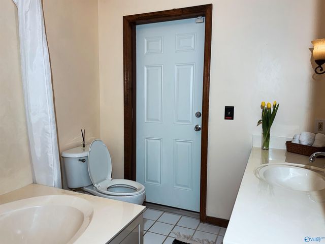 1905 Wyeth Drive, Guntersville, AL 35976