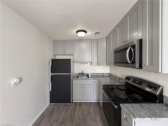 3826 Country Club Road K, Winston-salem, NC 27104