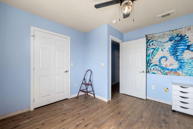 1018 Dolphin Road, Gilchrist, TX 77617