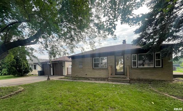 448 E 4TH Street, Milan, IL 61264