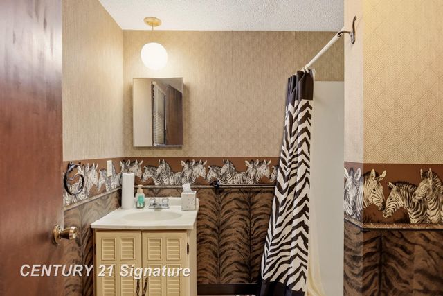 1525 Beech Street, Saginaw, MI 48602