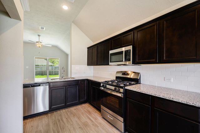 14375 N Summerchase Circle, Willis, TX 77318