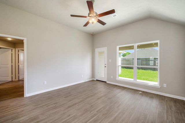 14375 N Summerchase Circle, Willis, TX 77318