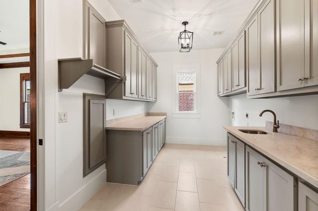 1815 Milford Street, Houston, TX 77098