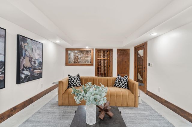 1815 Milford Street, Houston, TX 77098